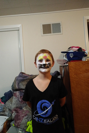 F with face paint