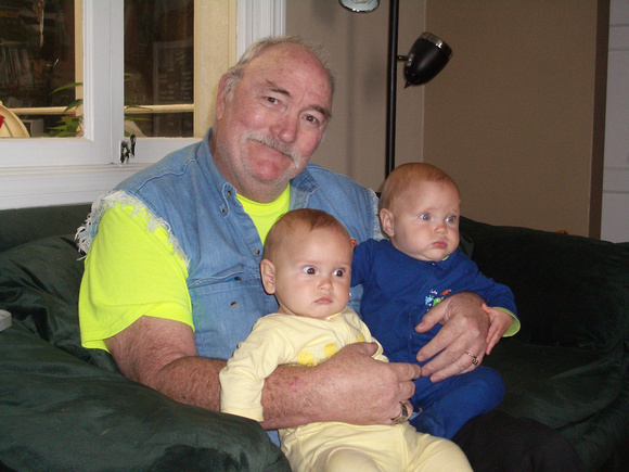 Twins with great-uncle twin