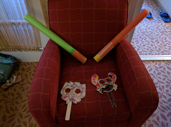 Arts and crafts: light sabers and masks  (@ Baycon 2016)