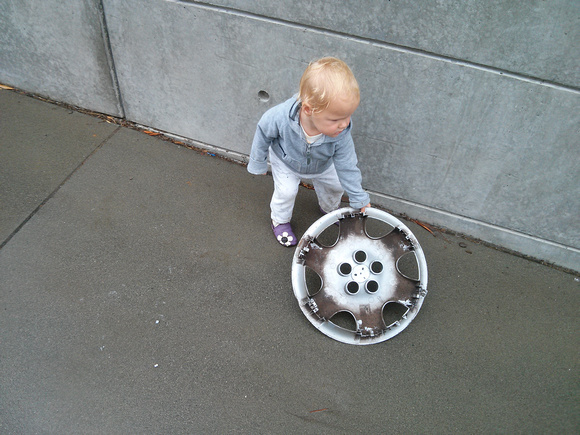 I have a hubcap!